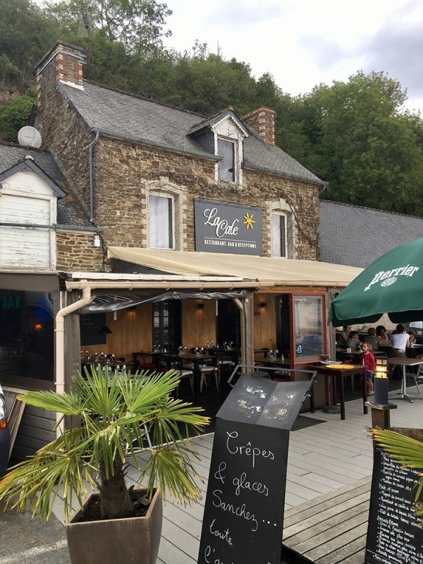 SIGNALÉTIQUE & ENSEIGNES : Enseigne lettres découpées à Saint-Malo