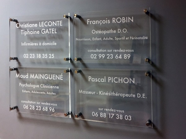 SIGNALÉTIQUE & ENSEIGNES : Plaques murales à Saint-Malo