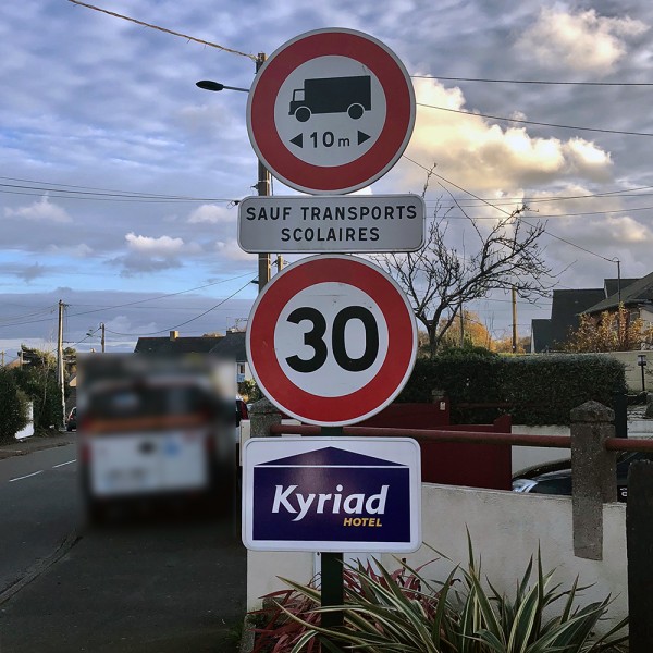 SIGNALÉTIQUE & ENSEIGNES : Signalétique Intérieure et extérieure à Saint-Malo